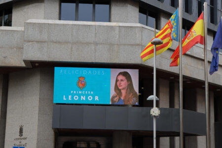 Torrent se suma a las felicitaciones a la Princesa Leonor