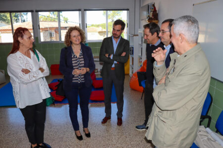 Folgado y Alonso del Real comparten pupitre con los alumnos del Colegio Madre Petra