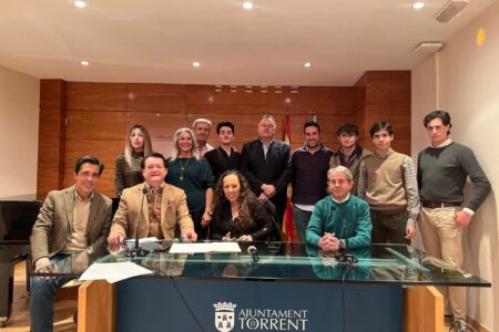 Torrent acoge la presentación del libro “José Luís Osborne Vázquez: orgullo en el alma”