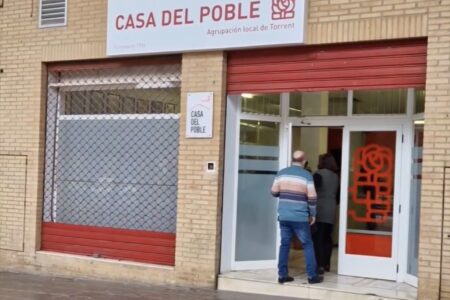 El PSOE de Torrent vota Sí a la amnistía y los pactos de Sánchez con un 96,5% a favor