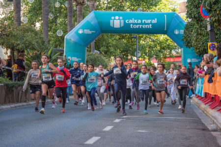 Caixa Rural Torrent celebra la tercera edición de su carrera escolar