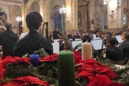 Monte-Sión resuena con el coro y la orquesta de la UMT por Navidad