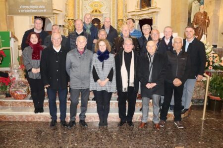 Torrent se prepara para la foguera de Sant Antoni