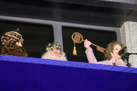 El mensaje de Paz de Melchor a la multitud de niños de Torrent