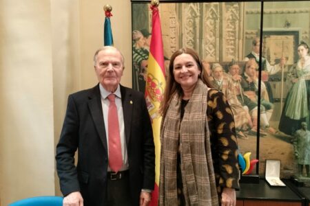Torrent y la RACV trabajarán juntos para fomentar la cultura y la lengua Valenciana