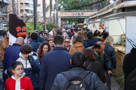 La primera gran Feria del Chocolate de Torrent finaliza con un éxito rotundo