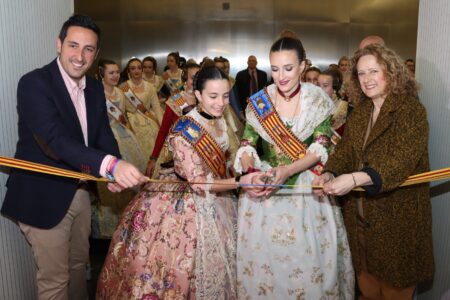 Antoni Pardo y Cronista indultan sus ninots en Torrent