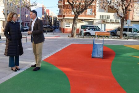 Torrent finaliza las obras de regeneración de zonas verdes de las calles 9 d’Octubre, Campoamor y Estación
