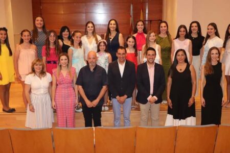 Las 17 candidatas a FFMMT conocen al jurado que las seleccionará