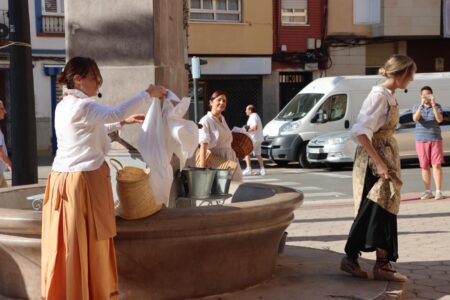 Senderismo, historia y teatro se dan la mano en una nueva Ruta del Temps per Torrent
