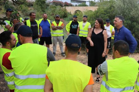 Torrent refuerza su equipo de limpieza y prevención de incendios con 28 nuevos trabajadores