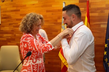 Daniel Iserte toma posesión como concejal en el Ayuntamiento de Torrent