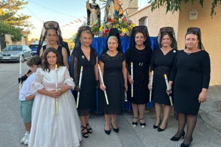 El Mas del Jutge cierra sus fiestas con la procesión