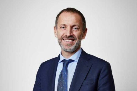 Óscar Puente cesa al presidente de Adif, el torrentino Ángel Contreras