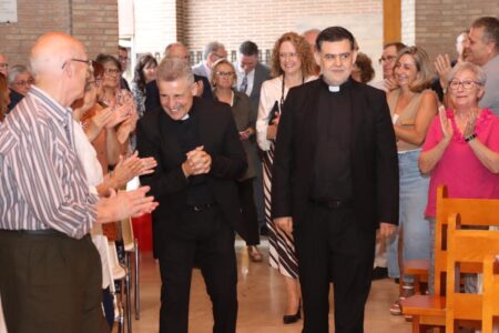 La Parroquia de Ntra. Sra. del Buen Consejo recibe a su nuevo párroco D. Pedro San Clemente