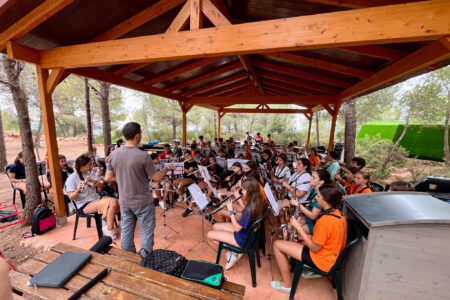 La Escuela de Música del Círculo Católico despierta la pasión por la música en su campamento musical
