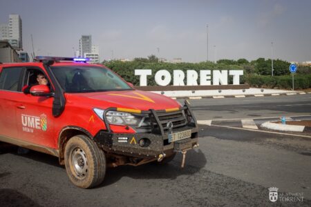 La UME, Mossos d’Escuadra y Protección Civil Badalona se despliega en Torrent