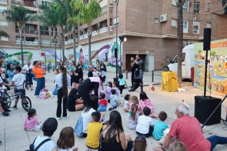 La Plaza Pintor Miró acoge el Cuentacuentos “Tirantet el Valent”