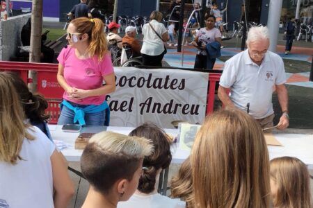 La pasión por el chocolate de Torrent se trasmite a las nuevas generaciones