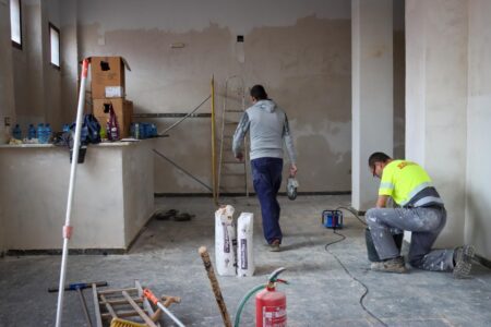 Torrent impulsa la rehabilitación del Centro Social Xenillet y la Escuela Infantil tras la DANA