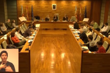 Torrent aprueba pedir al Gobierno una moratoria de 3 años en la nueva tasa de basuras, por la DANA