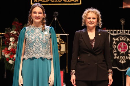 Torrent nombra a Lucía Mora Santandreu, Reina del Encuentro 2025
