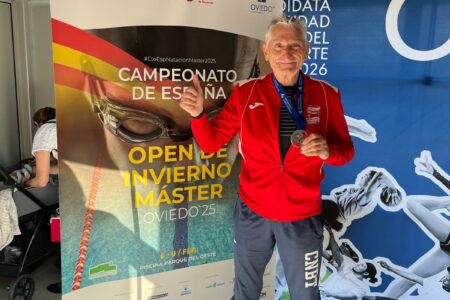 El torrentino Miguel Vidal Galindo sigue rompiendo barreras en su paso por la natación