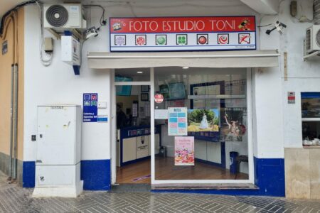 Foto Estudio Toni vuelve a repartir el Primer Premio de la Lotería Nacional en Torrent