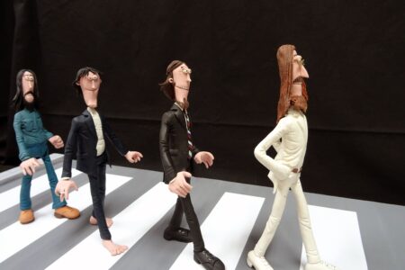 ‘PlastiHistoria de la Música’ llega a Torrent, un viaje en plastilina por la historia musical