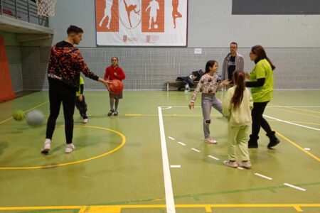 El Nou Bàsquet Torrent y Banc Sabadell se unen de nuevo en el proyecto ‘Bàsquet per a Tots’