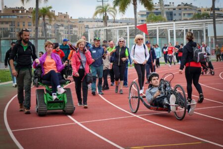 Éxito en la jornada de senderismo adaptado celebrada en Torrent