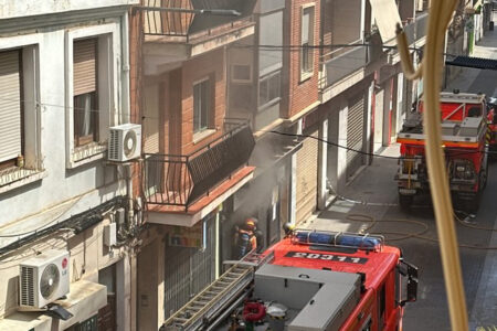 Susto sin consecuencias en un local de la calle San Cristóbal de Torrent