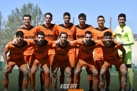 Con el billete a Copa del Rey asegurado, el Torrent se juega el ascenso en el Sant Gregori