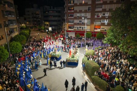 Procesiones, traslados y encuentros protagonizan el Miércoles Santo en Torrent