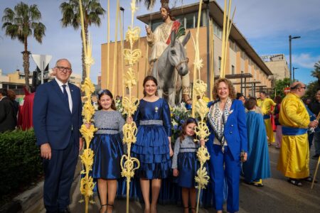Torrent revive la entrada de Jesús en Jerusalén en el inicio de la Semana Santa