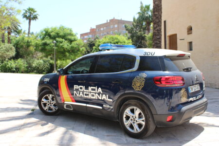 La Policía detiene a cuatro personas por extorsionar a un hombre en Torrent y en Madrid