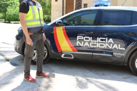 La Policía Nacional detiene a un hombre por agresión sexual y explotación laboral a una mujer