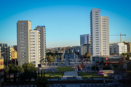 Torrent exige al Gobierno la suspensión de las reglas fiscales para los municipios afectados por la DANA