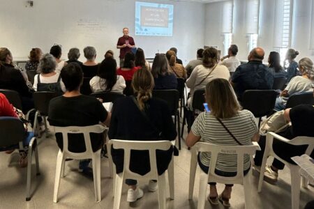 La Casa de la Dona de Torrent impulsa la inserción laboral femenina con el programa ACREDITA