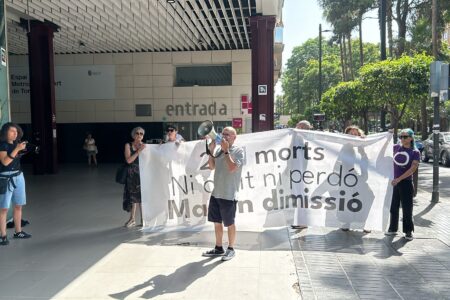 Editorial | El viejo truco del escrache: cuando la izquierda no tiene nada que decir