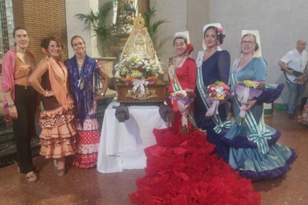 El Centro Cultural Rociero Andaluz de Torrent cierra su XVIII Semana Cultural con una emotiva Misa Rociera y procesión